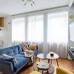 Central Warsaw Apartment - Great Location- Studio Apartment- Warsaw Stays - Zurawia