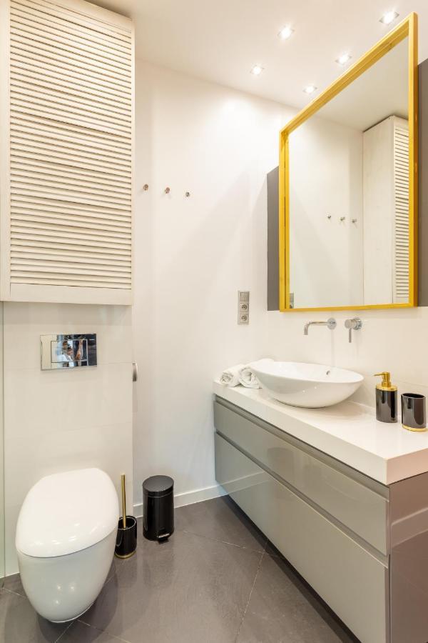 Apartament Central - Great Location- Studio Apartment- - Zurawia Warszawa